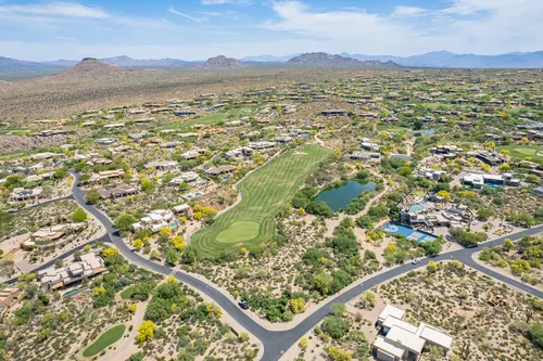 Candlewood Estates in Scottsdale, Arizona